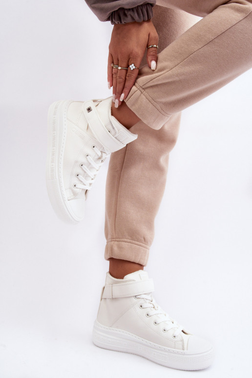 naiste saapad voodriga platvormiga Big Star valget värvi MM274006