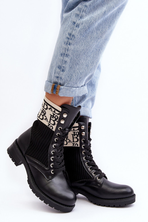 saapad  mustad Hakina