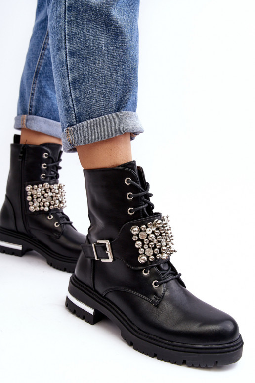 voodriga saapad Kaunistustega mustad Lennen