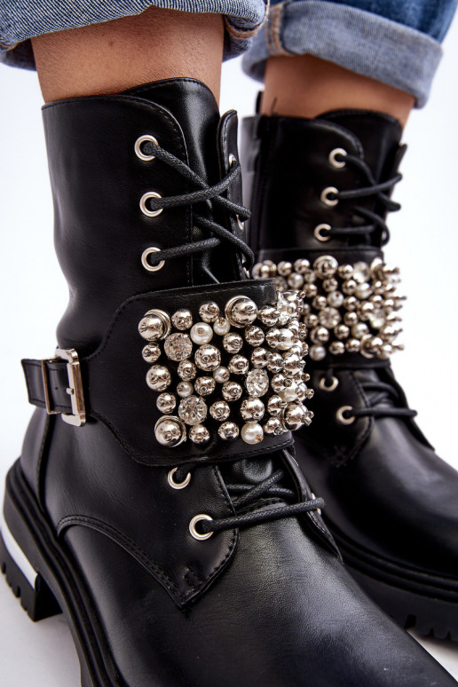 voodriga saapad Kaunistustega mustad Lennen