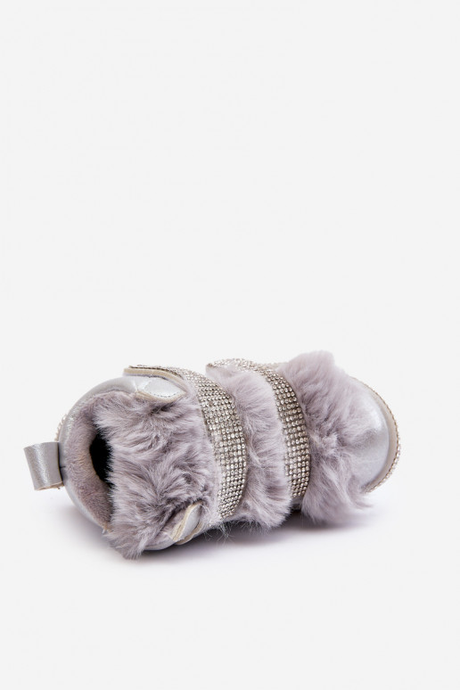 Laste lumesaapad soojendasid hõbedast Leela