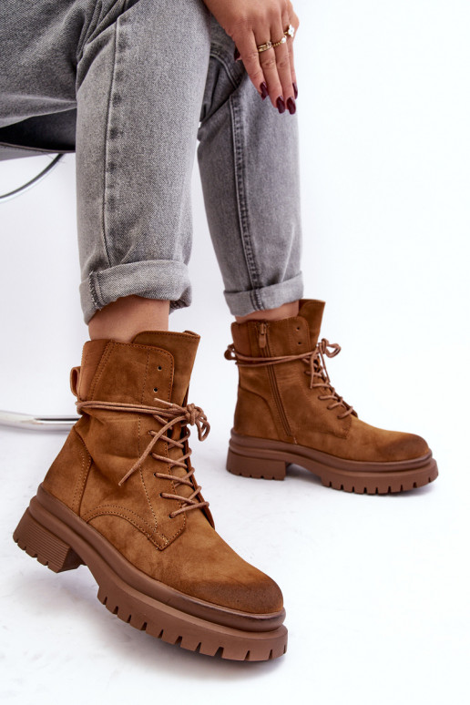 Pruuni värvi Narelona massiivse tallaga naiste saapad Pruuni värvi Narelona massiivse tallaga naiste saapad