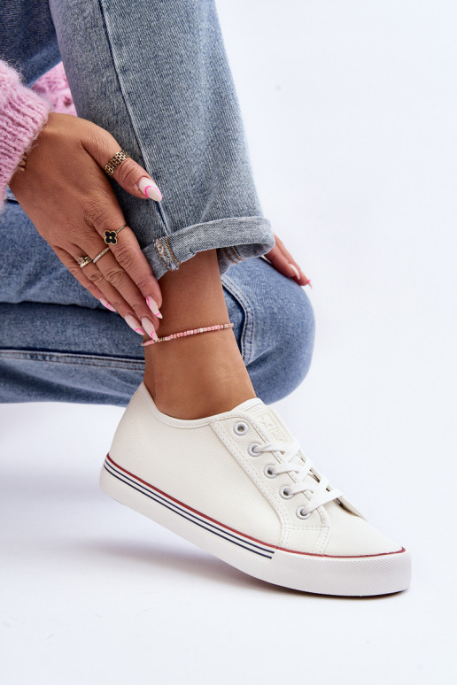 Naistesaapad eko-nahast valget värvi Lirean Naistesaapad eko-nahast valget värvi Lirean