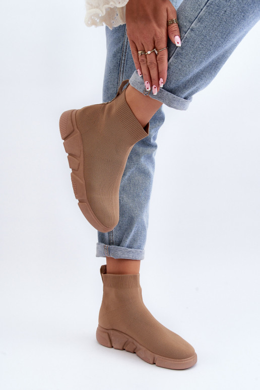 spordijalatsid  beeži värvi Zirila spordijalatsid  beeži värvi Zirila