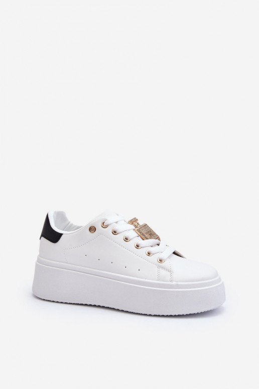 Sneakers tüüpi jalanõud   kaunistustega valget värvi Celedria Sneakers tüüpi jalanõud   kaunistustega valget värvi Celedria