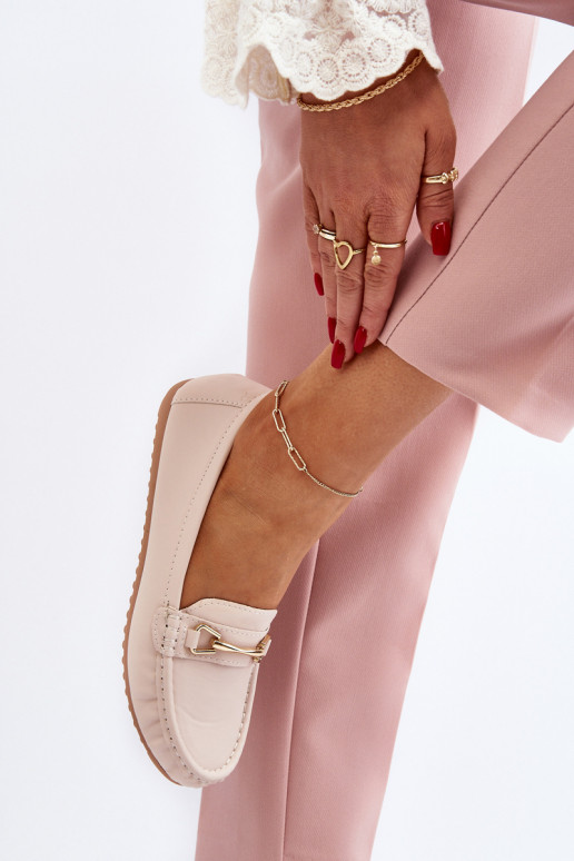 Klassikalise mudeli Mokassiinid kaunistustega beeži värvi Ainslee