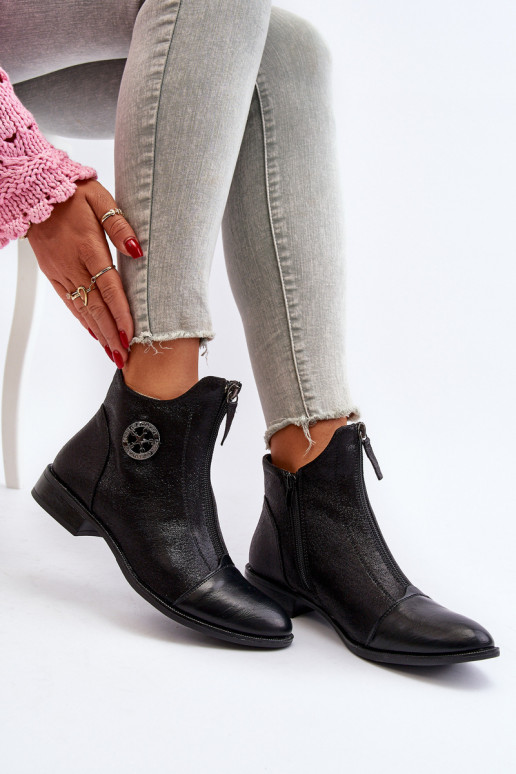 Naiste poolsaapad laiade nööridega tõmblukuga mustad Loratie Naiste poolsaapad laiade nööridega tõmblukuga mustad Loratie