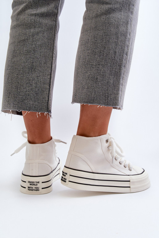 naiste saapad platvormiga valget värvi Aineri naiste saapad platvormiga valget värvi Aineri