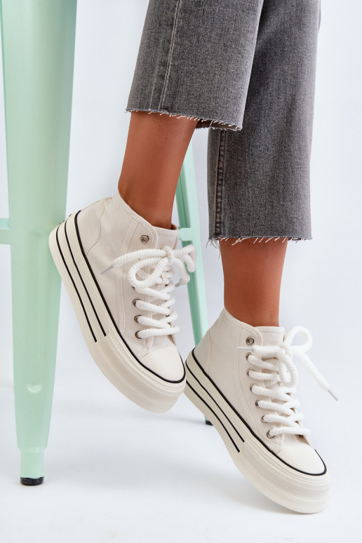 naiste saapad platvormiga valget värvi Aineri naiste saapad platvormiga valget värvi Aineri