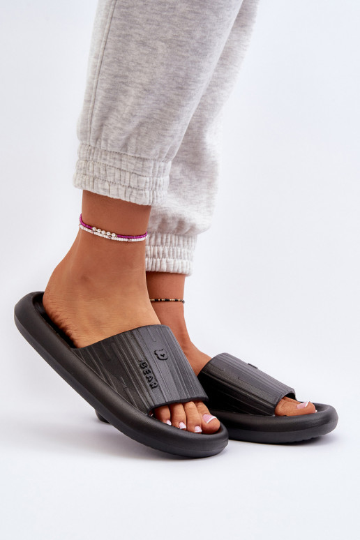 Sussid Kerged rannaplätud    mustad Fenicva Sussid Kerged rannaplätud    mustad Fenicva