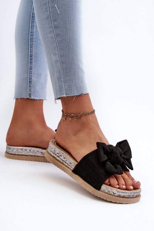 Sussid platvormiga lipsukesega mustad Aflia Sussid platvormiga lipsukesega mustad Aflia