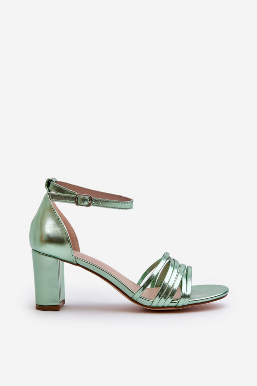 sandaalid kõrge jämeda kontsaga rihmadega Rohelist värvi Enitia