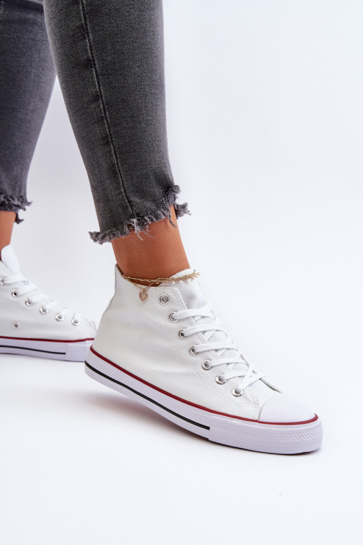 naiste saapad valget värvi Socerio