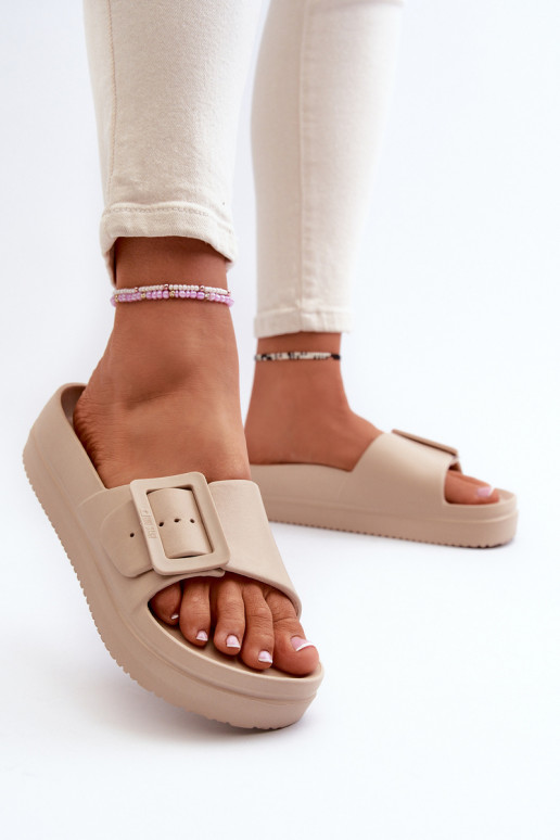 Kerged sussid platvormiga neetide ja pandlaga Big Star NN274A666 beeži värvi