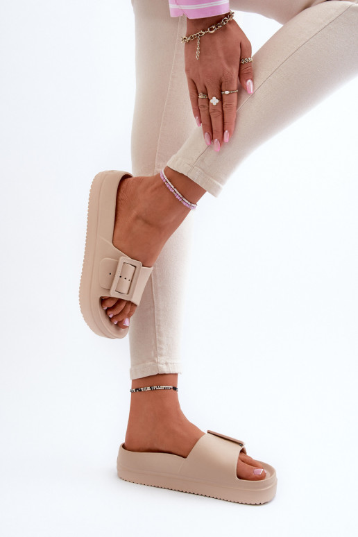 Kerged sussid platvormiga neetide ja pandlaga Big Star NN274A666 beeži värvi