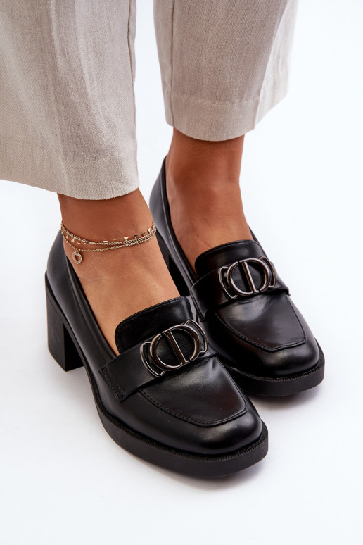 jalatsid   kõrge jämeda kontsaga kaunistustega mustad Nedarea