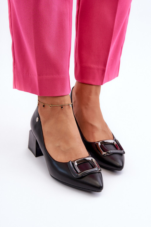 Kingad kõrge jämeda kontsaga Klocku kaunistustega Eko   mustad Sarala