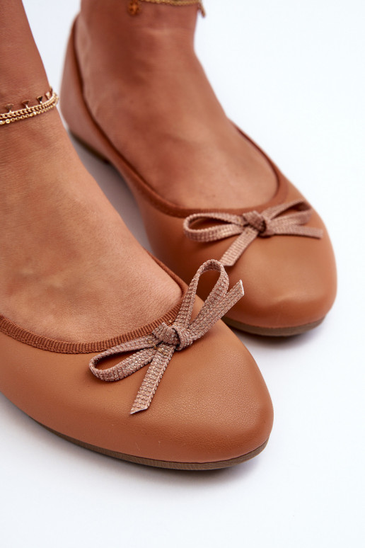 Baleriinad Eko   lipsukesega pruunid värvi Sandelal