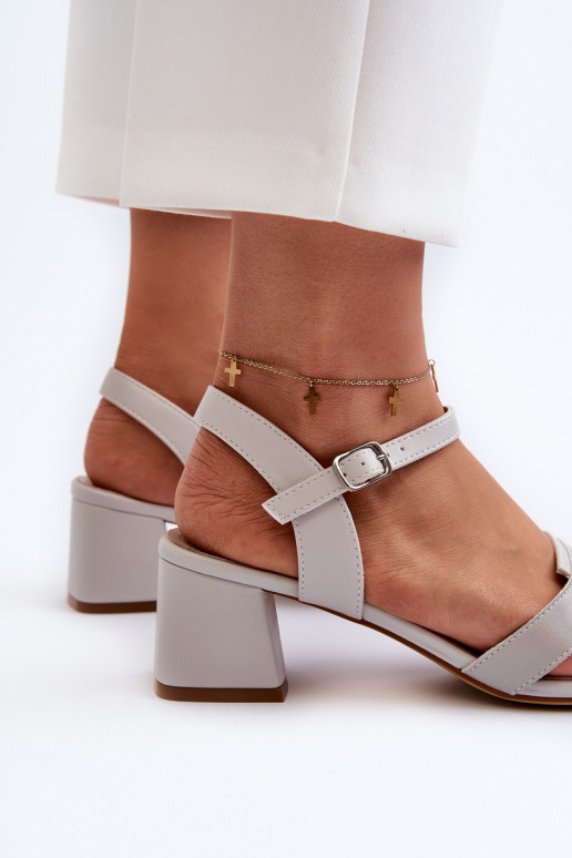 Naistesandaalid kõrge jämeda kontsaga eko-nahast Sergio Leone SK894 Halli värvi