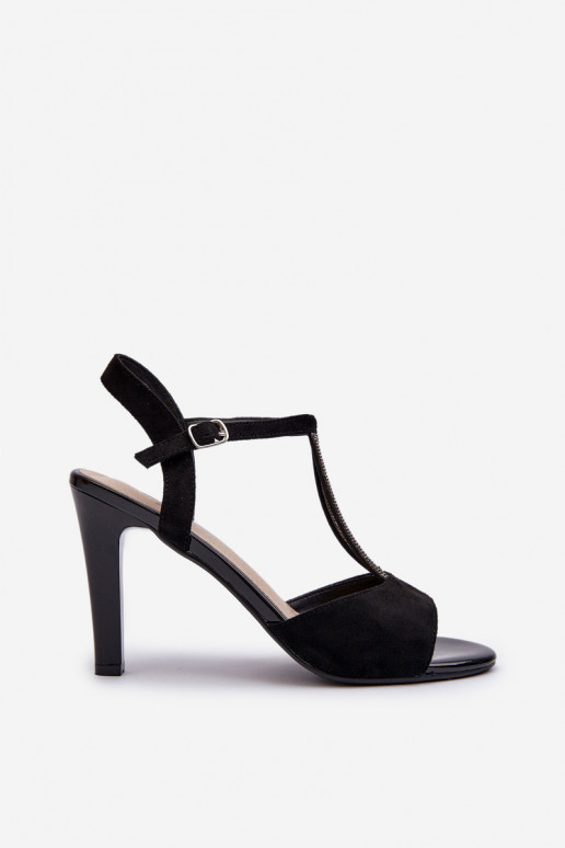 Naistesandaalid kõrge jämeda kontsaga Ze Zdobionymi Paskami Sergio Leone SK924 mustad Naistesandaalid kõrge jämeda kontsaga Ze Zdobionymi Paskami Sergio Leone SK924 mustad