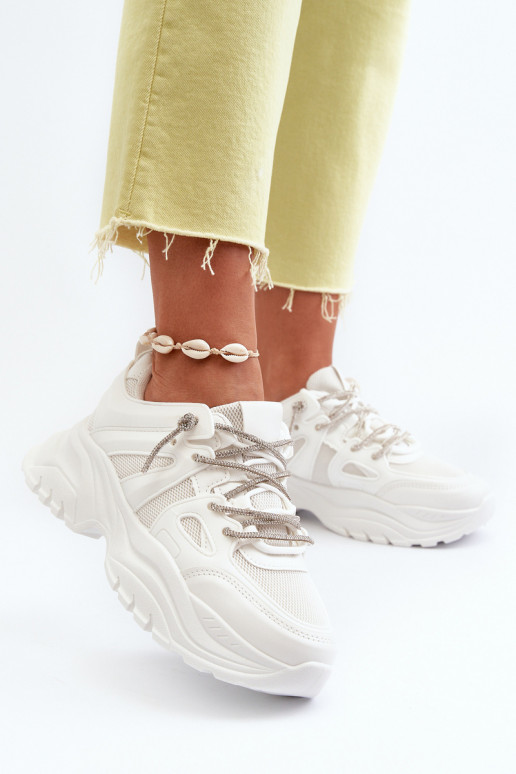 Sneakers tüüpi jalanõud     m valget värvi Relissa Sneakers tüüpi jalanõud     m valget värvi Relissa