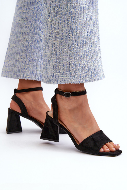 Naiste kõrge kontsaga sandaalid Eco Suede Black Upttima materjalist