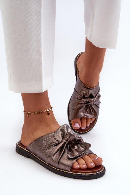 naiste plätud laiade nööridega  Nelvira naiste plätud laiade nööridega  Nelvira