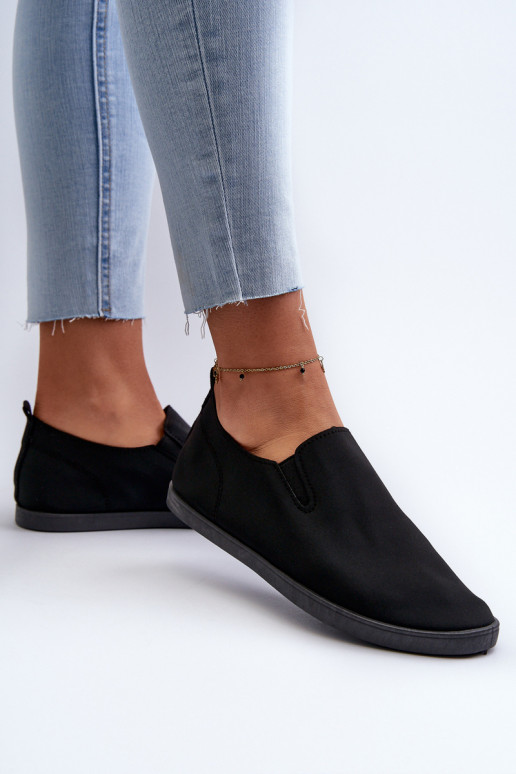 Spordijalatsid vabaaja jalanõud Slip-On mustad Lovinia