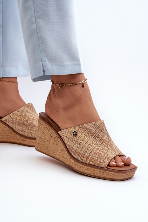 naiste plätud  Sergio Leone KL213 beeži värvi