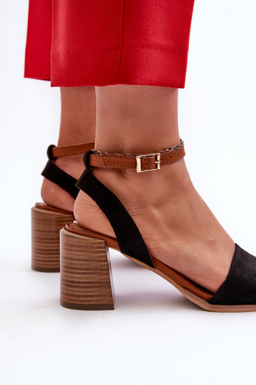 Naiste kõrge kontsaga sandaalid, mis on valmistatud öko-seemisnahast mustast Ronviast