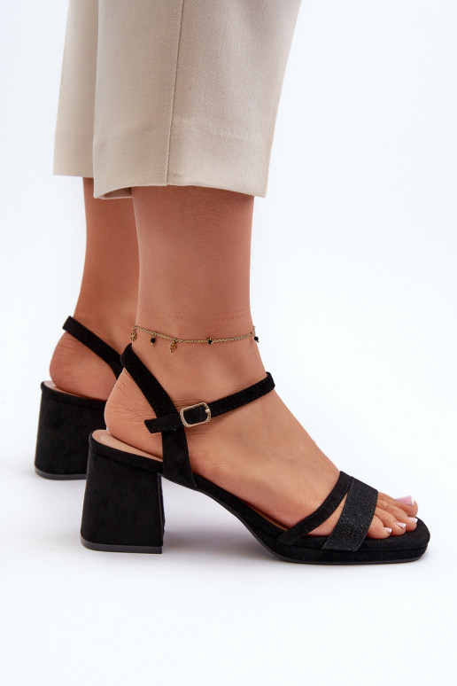 Elegantsed kõrge kontsaga sandaalid Z Błyszczącym em mustad Tessata Elegantsed kõrge kontsaga sandaalid Z Błyszczącym em mustad Tessata