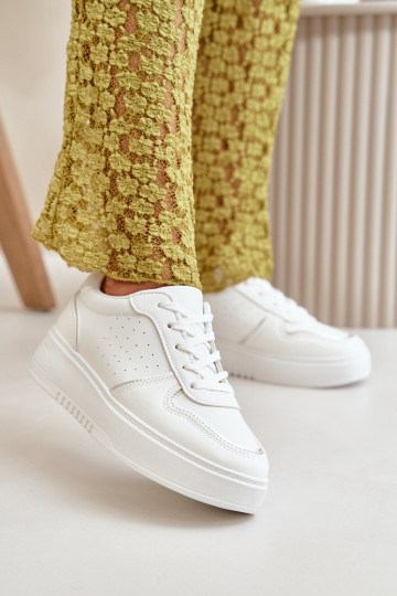 Sneakers tüüpi jalanõud Pealiste omad platvormiga Koos Ornate Paeladm valget värvi Mistra