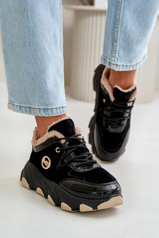 Pealiste omad spordijalatsid nööritavad voodriga platvormiga msuud Verioras