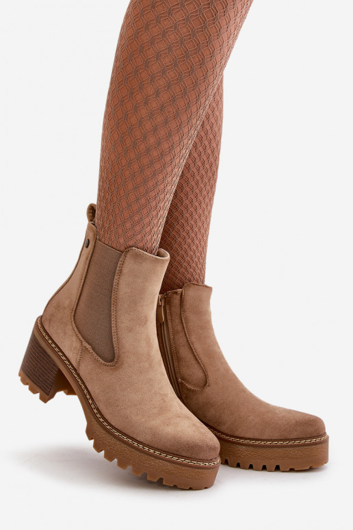 Pealiste poolsaapad voodriga kõrge jämeda kontsaga Eco Suedeosissee beeži värvi Irissinae Pealiste poolsaapad voodriga kõrge jämeda kontsaga Eco Suedeosissee beeži värvi Irissinae