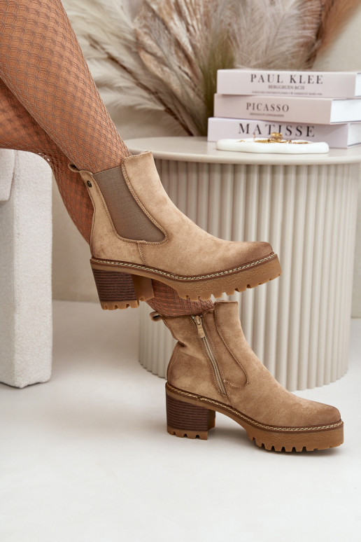 Pealiste poolsaapad voodriga kõrge jämeda kontsaga Eco Suedeosissee beeži värvi Irissinae Pealiste poolsaapad voodriga kõrge jämeda kontsaga Eco Suedeosissee beeži värvi Irissinae