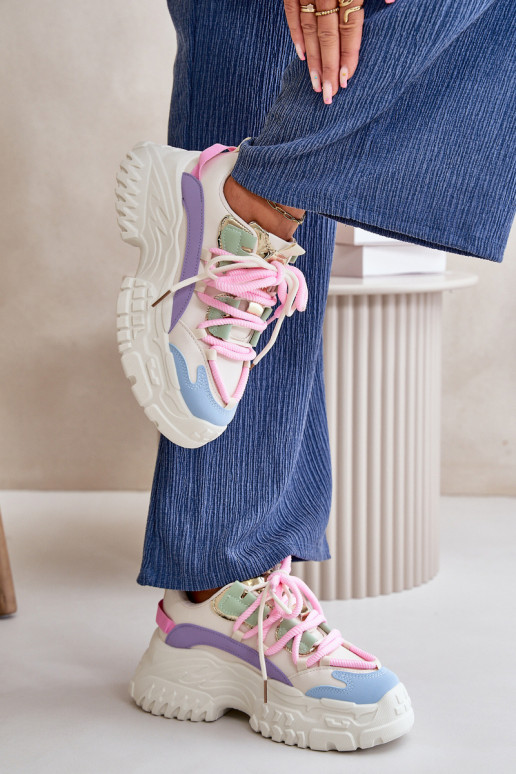 Sneakers tüüpi jalanõud Naiselik... Sneakers tüüpi jalanõud Naiselik...