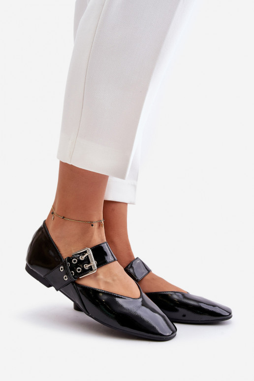 Lakkbaleriinad rihmadega msuud Azirae