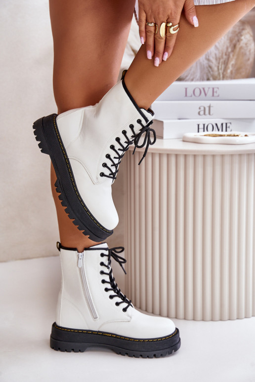 voodriga saapad z Eko Skóry Lossi juurde valget värvi Pealleli