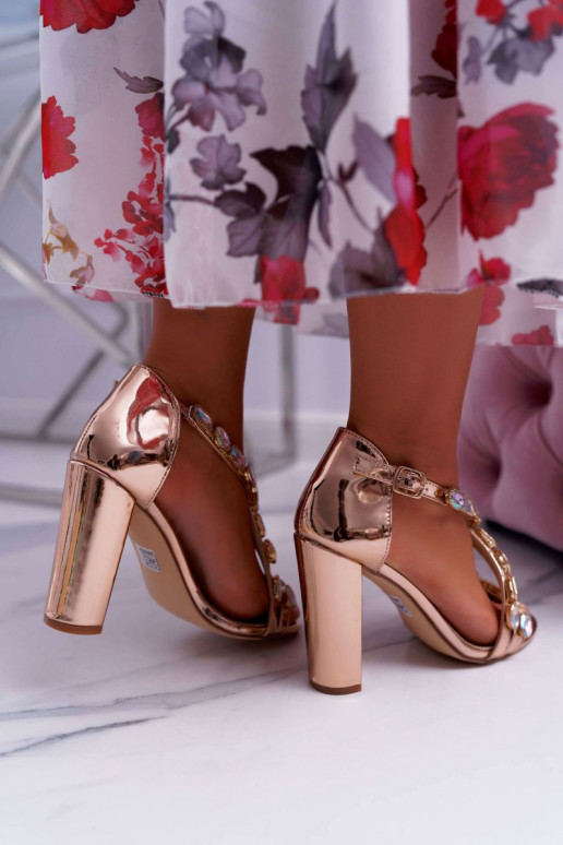 Naiste Lu Boo kõrge kontsaga... Naiste Lu Boo kõrge kontsaga...