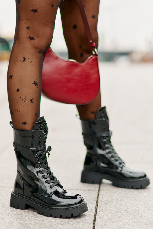 Laque voodriga saapad kaunistustega msuud Kelilea Laque voodriga saapad kaunistustega msuud Kelilea