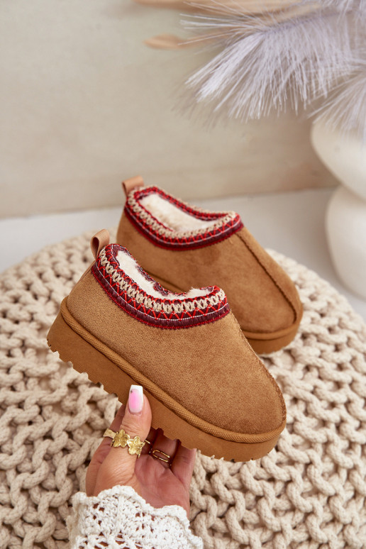 Laste lumesaapad platvormiga, soojustatud ja karusnahaga seestpoolt pruuni värvi Vilabria Laste lumesaapad platvormiga, soojustatud ja karusnahaga seestpoolt pruuni värvi Vilabria