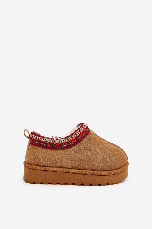 Laste lumesaapad platvormiga, soojustatud ja karusnahaga seestpoolt pruuni värvi Vilabria Laste lumesaapad platvormiga, soojustatud ja karusnahaga seestpoolt pruuni värvi Vilabria