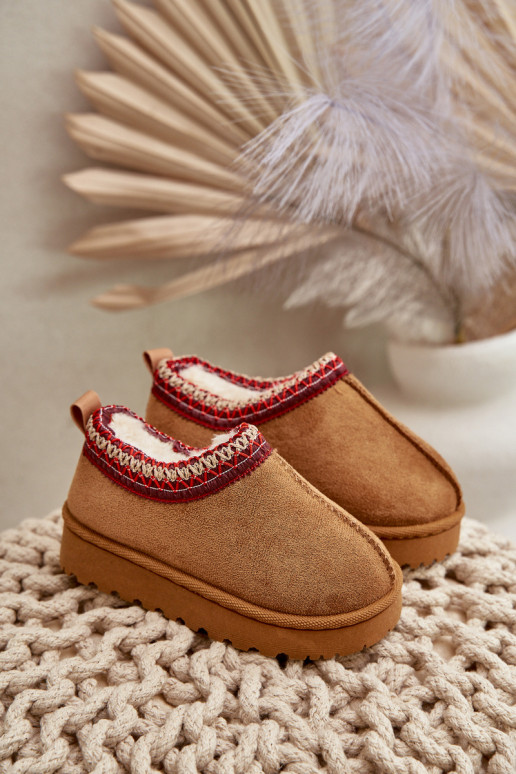 Laste lumesaapad platvormiga, soojustatud ja karusnahaga seestpoolt pruuni värvi Vilabria Laste lumesaapad platvormiga, soojustatud ja karusnahaga seestpoolt pruuni värvi Vilabria