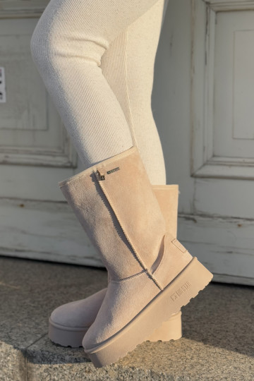 Kõrge nööpidega lumesaapad platvormiga Big Star OO274894 Elevandiluu värvi 2