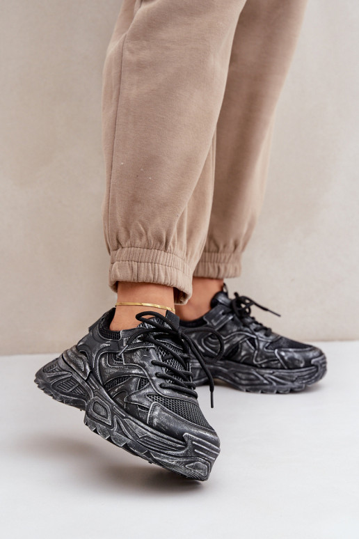 Sneakers-stiilis naiste saapad Z Przetarciami platvormiga musta värvitoonis SeladĮen