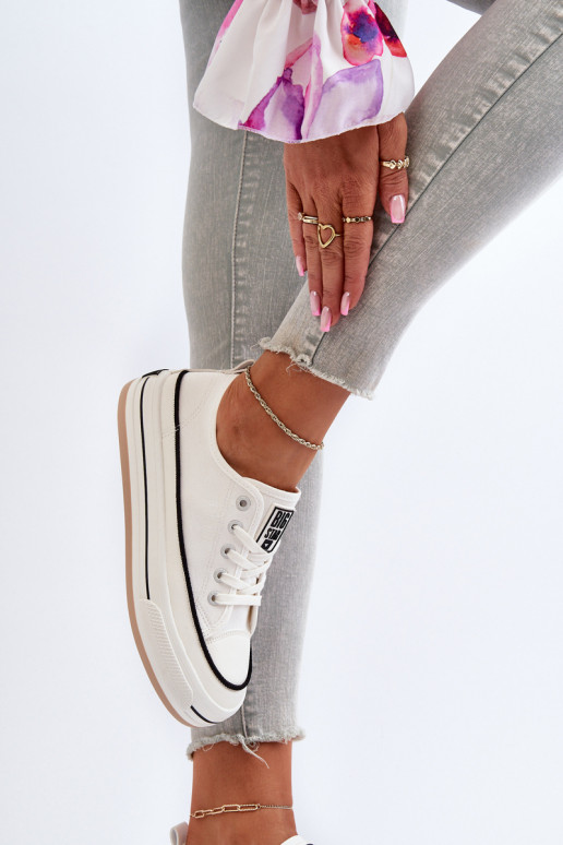 Pealistesaapad Big Star NN274205 valget värvi Pealistesaapad Big Star NN274205 valget värvi