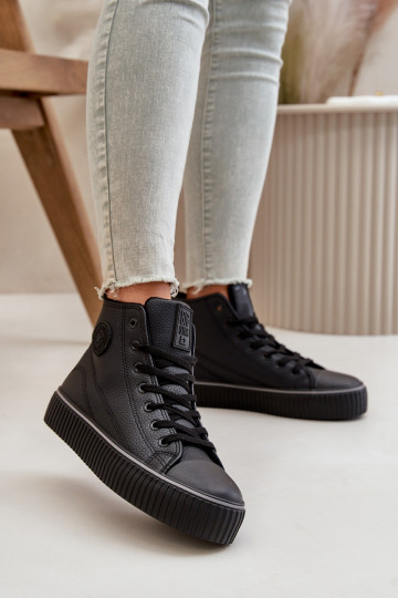 Naiste isolatsiooniga... 2