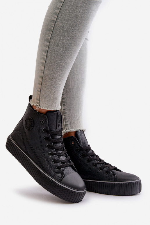 Naiste isolatsiooniga vabaaja... Naiste isolatsiooniga vabaaja...