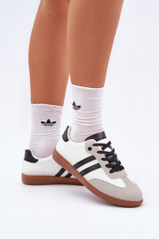 madalad tennised Spordijalatsid Pealiste omad Valget-msuud Loredis