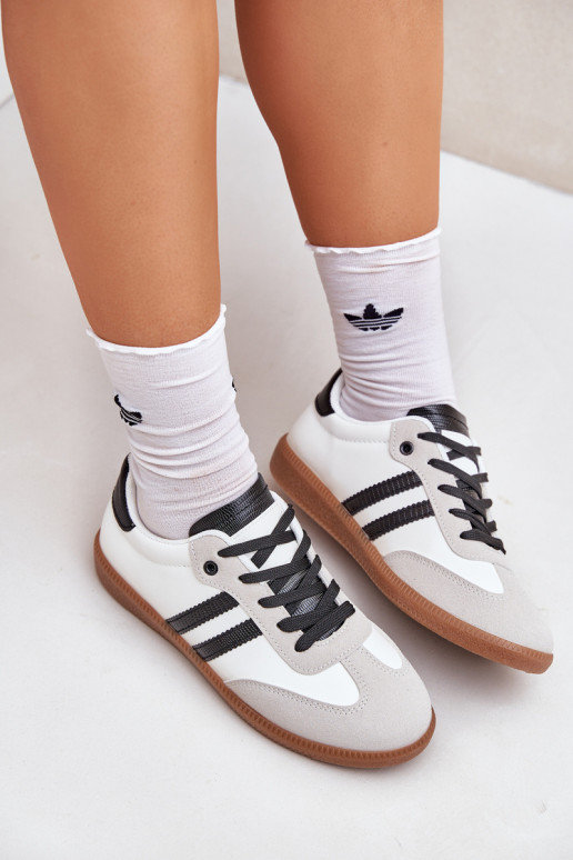 madalad tennised Spordijalatsid Pealiste omad Valget-msuud Loredis